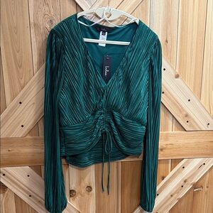 Lulu's Emerald Ruched Long Sleeve Blouse